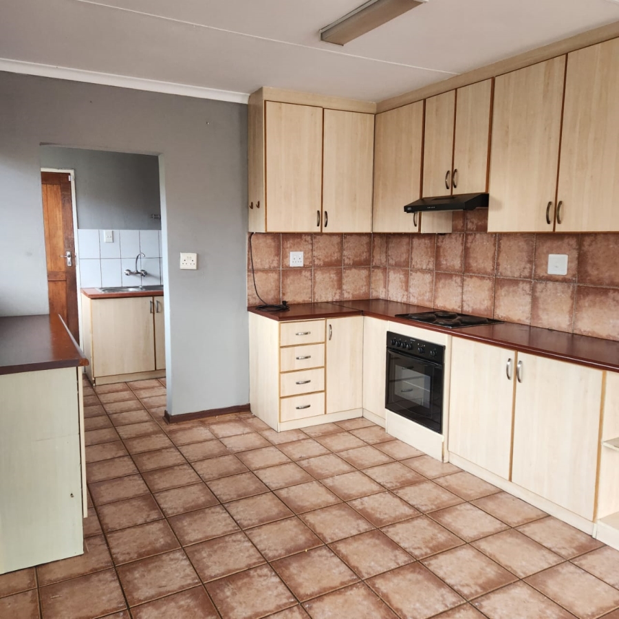 2 Bedroom Property for Sale in Potchefstroom North West